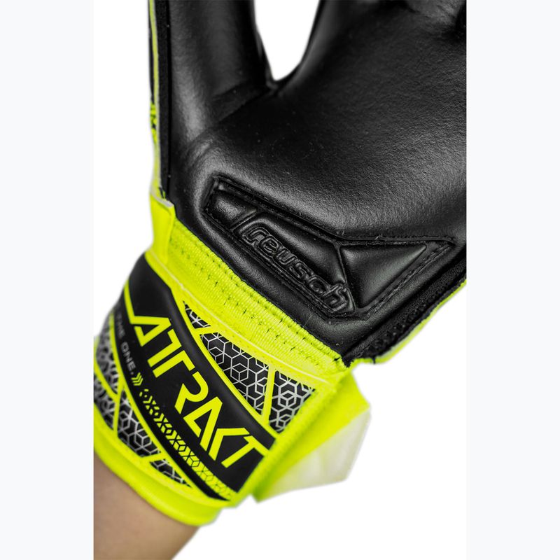 Reusch Attrakt Silver Junior biztonsági kapus kesztyű sárga/ezüst/fekete 6