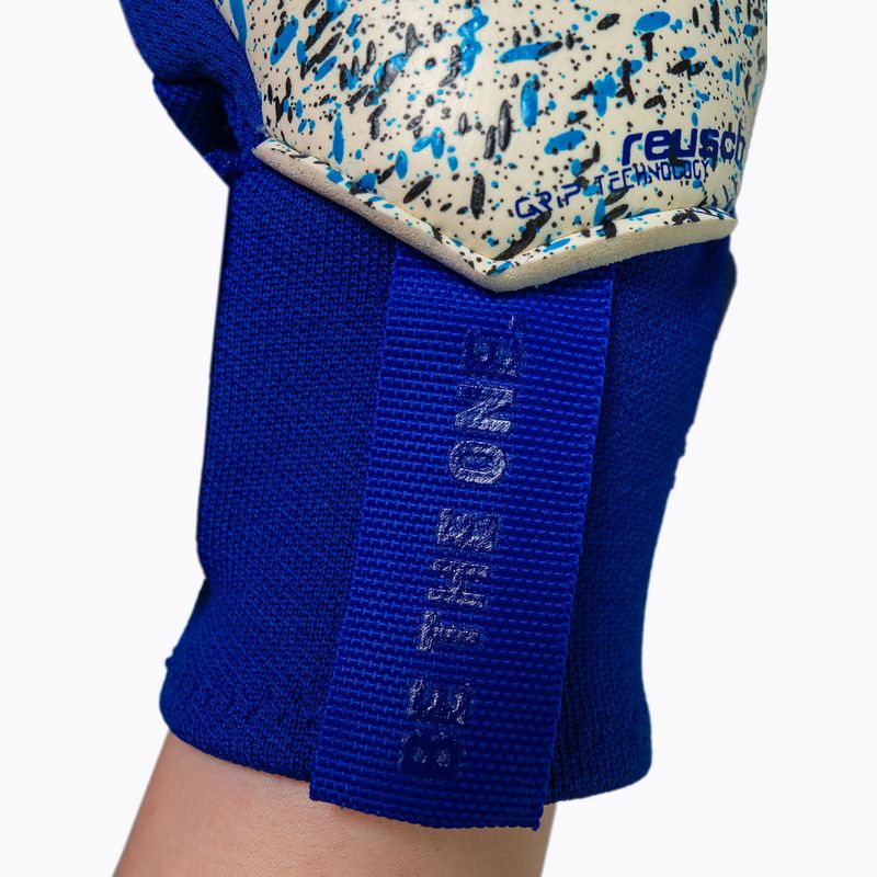 Kapus kesztyűk Reusch Attrakt Freegel Fusion Goaliator sharp blue/shocking orange 8