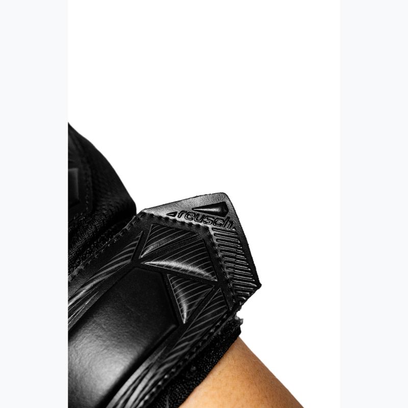 Gyermek kapuskesztyűk Reusch Attrakt Starter Solid Junior 5672514 black 8