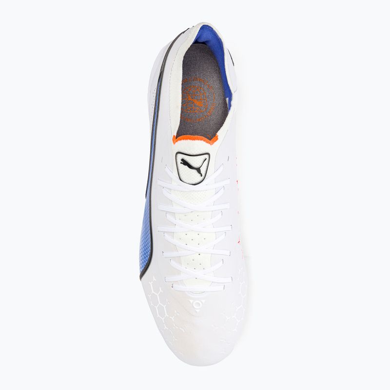 PUMA King Ultimate MXSG férfi futballcipő puma fehér/puma fekete/kék csillogás/ultranarancs 6