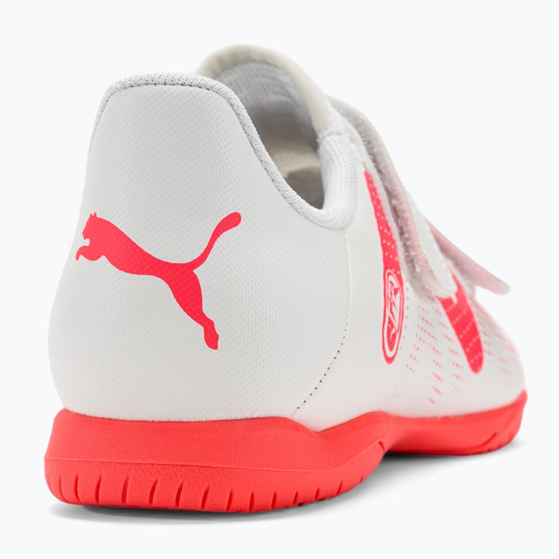 PUMA Future Play IT V Jr gyermek futballcipő puma fehér/tűz orchidea 9