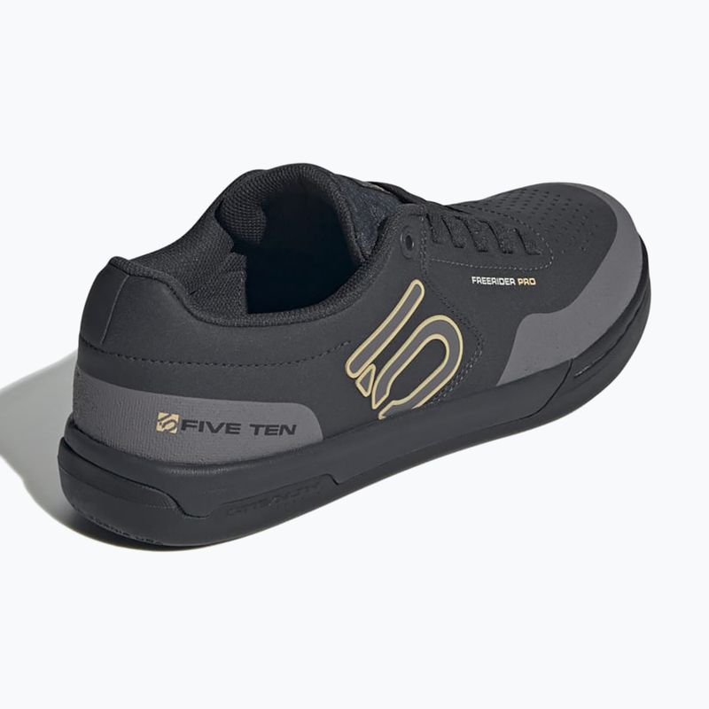 Férfi platform kerékpáros cipő adidas FIVE TEN Freerider Pro carbon/charcoal/oat 3