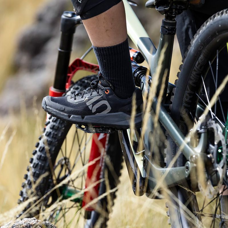 Női platform kerékpáros cipő adidas FIVE TEN Trailcross LT mag fekete/szürke egy/szürke hat 8