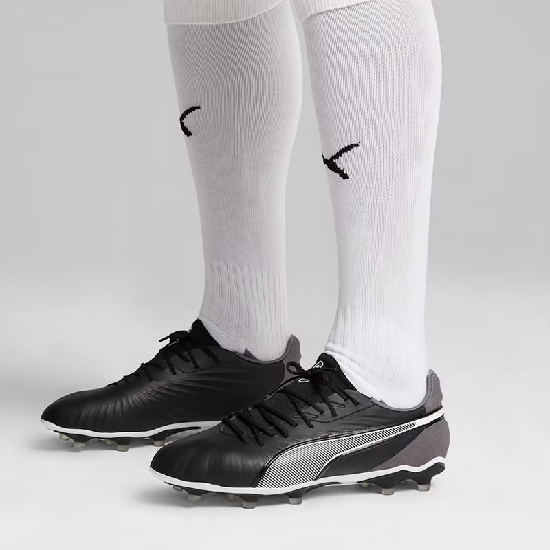 PUMA Future 7 Ultimate MxSG labdarúgócipő puma fekete/puma ezüst 8