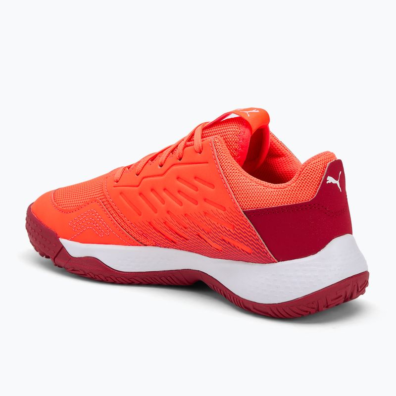 PUMA Accelerate Jr gyermek kézilabda cipő izzó piros/fehér/sötét bíbor/fekete 3