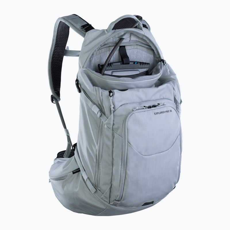 EVOC Explorer Pro 30 l ezüst kerékpáros hátizsák 7