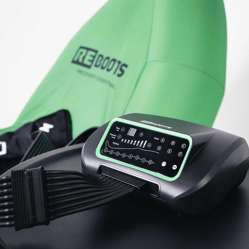 Lábszármandzsetták nyirokdrenázshoz REBOOTS One black/white/green 7