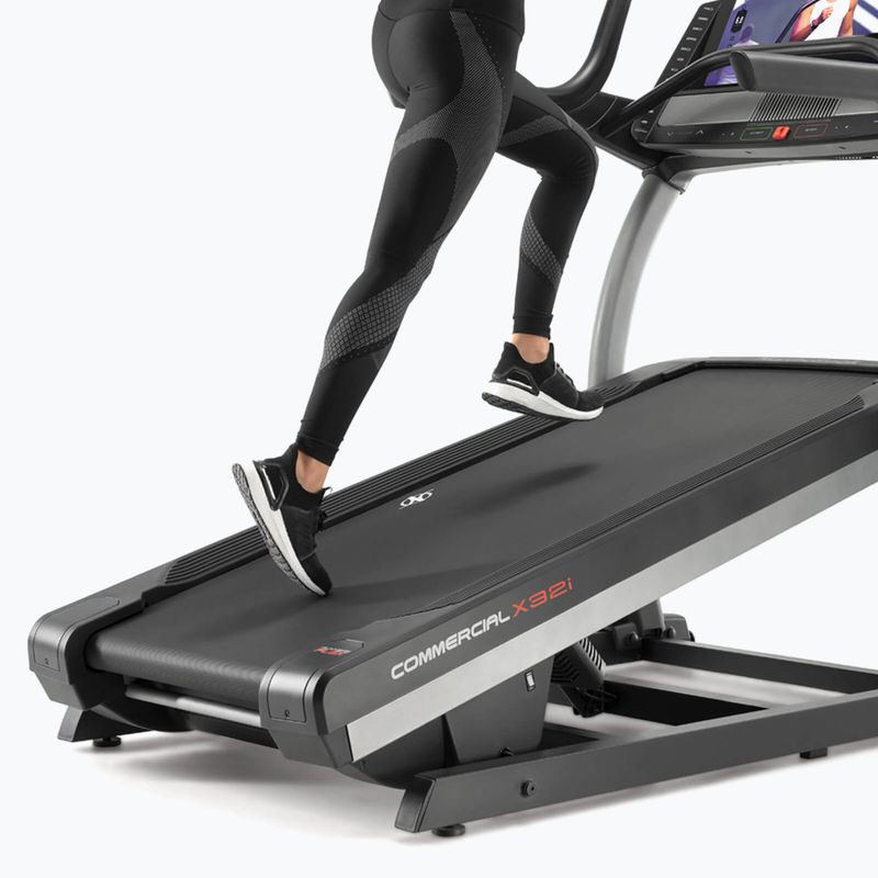 Elektromos futópad NordicTrack Incline X32i black 6