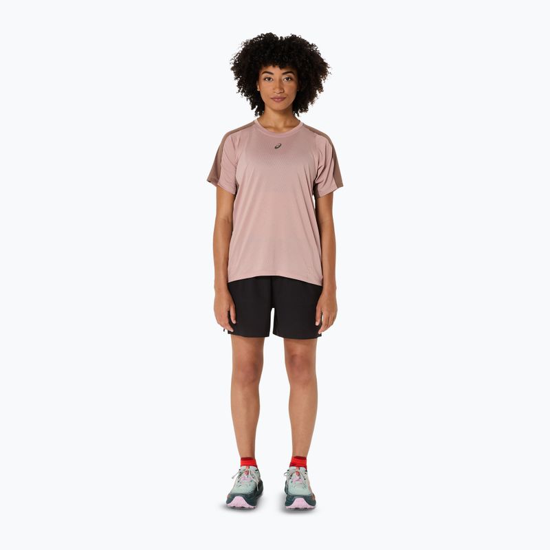 ASICS női futópóló Fujitrail Elite Top semleges rózsaszín/taupe szürke 2