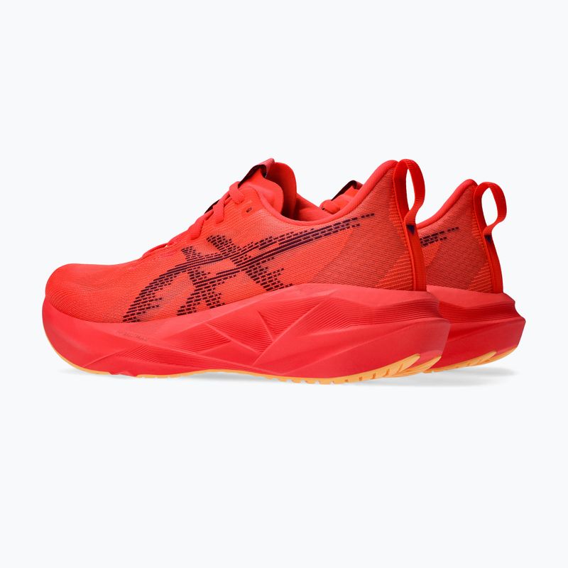ASICS női futócipő Novablast 5 flash piros/edo lila 4