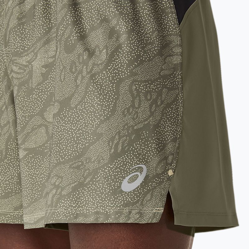 ASICS férfi futónadrág Fujitrail All Over Print 5IN köpeny zöld 6