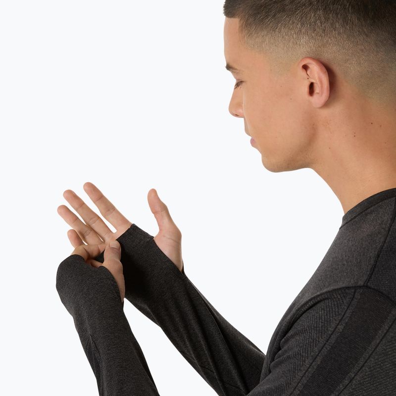 Férfi ASICS Road Seamless LS teljesítmény fekete hosszú ujjú futócipő 6