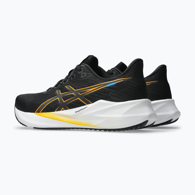Férfi futócipő Asics Versablast 4 black/yamabuki 4