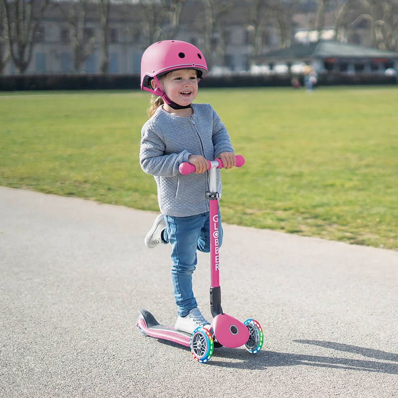 Kerekek rollerhez Globber LED 121mm ABEC-9 2 pcs. LED multicolour 4