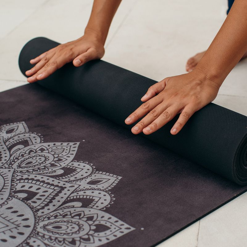 YogaDesignLab Combo jógaszőnyeg fekete CM-1.5-Mandala fekete 8
