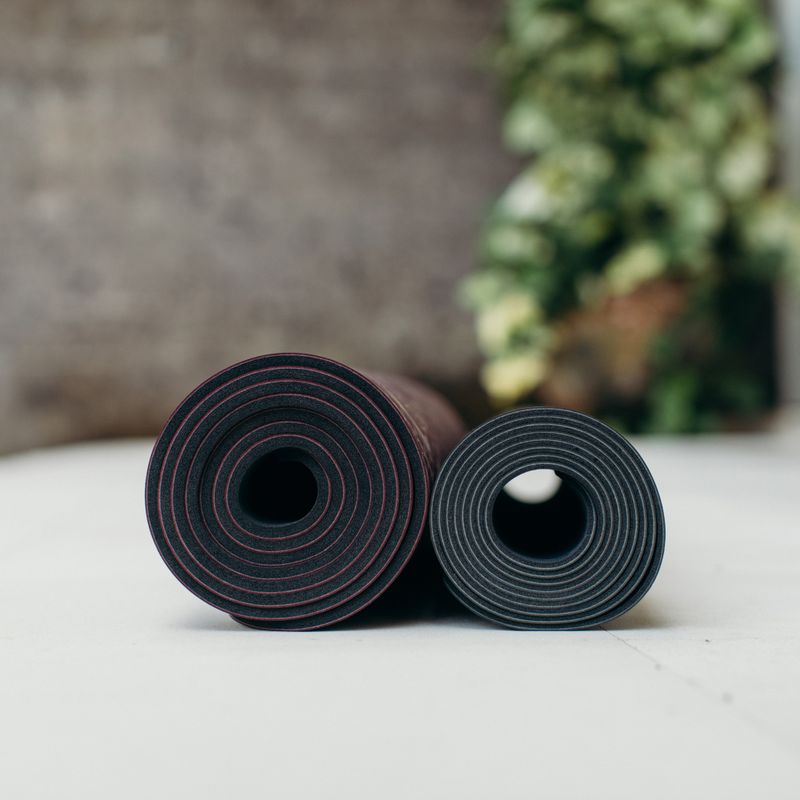 Yoga Design Lab Infinity jógaszőnyeg fekete IM-5-Mandala Charcoal 7