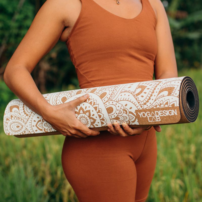 Yoga Design Lab Cork barna jógaszőnyeg CorM-3.5-Mandala fehér 9