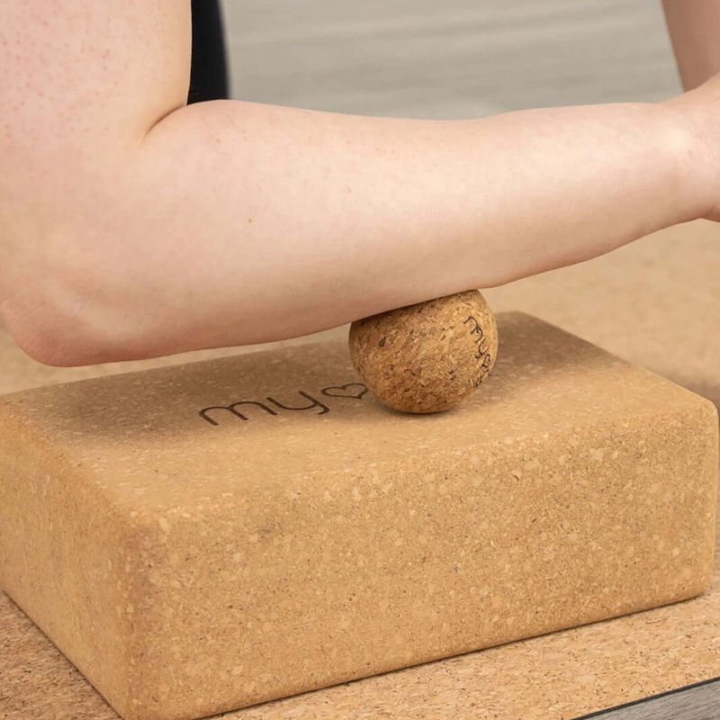 Masszázslabda Myga 5 cm brown 6