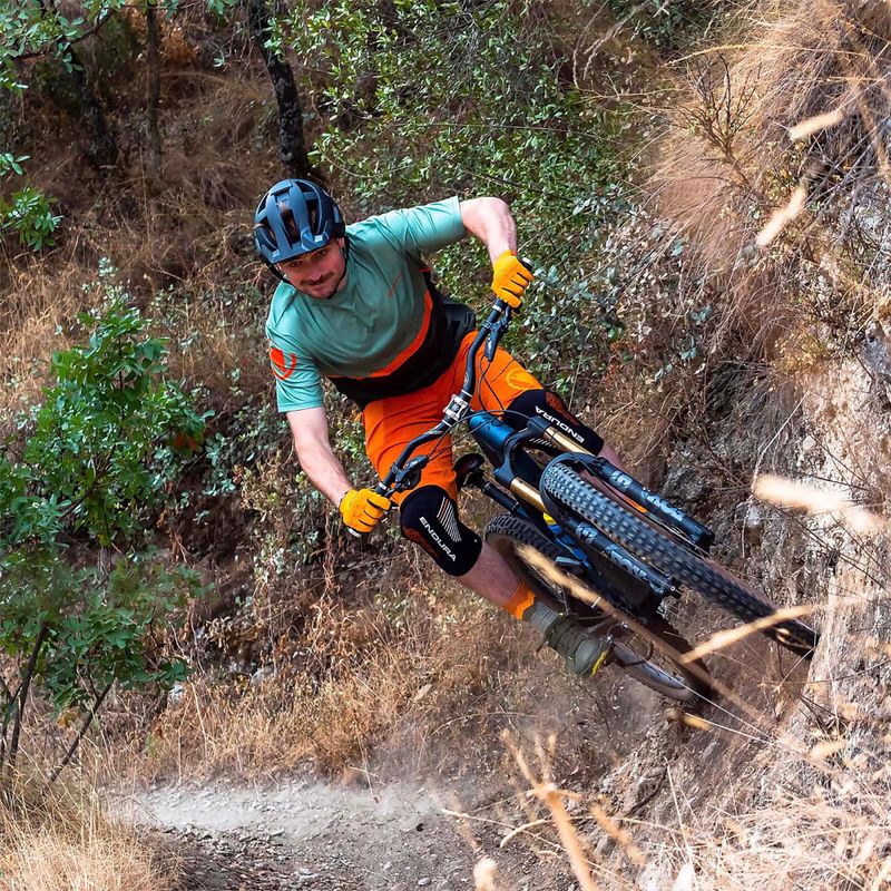 Férfi kerékpáros nadrág Endura Singletrack Lite Short Std harvest 8