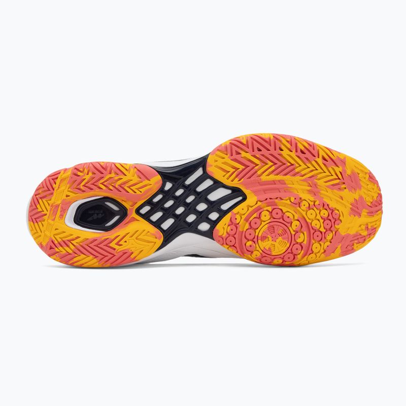 Mizuno Wave Claw 3 tollaslabda cipő fehér/citrus/calypso coral 4