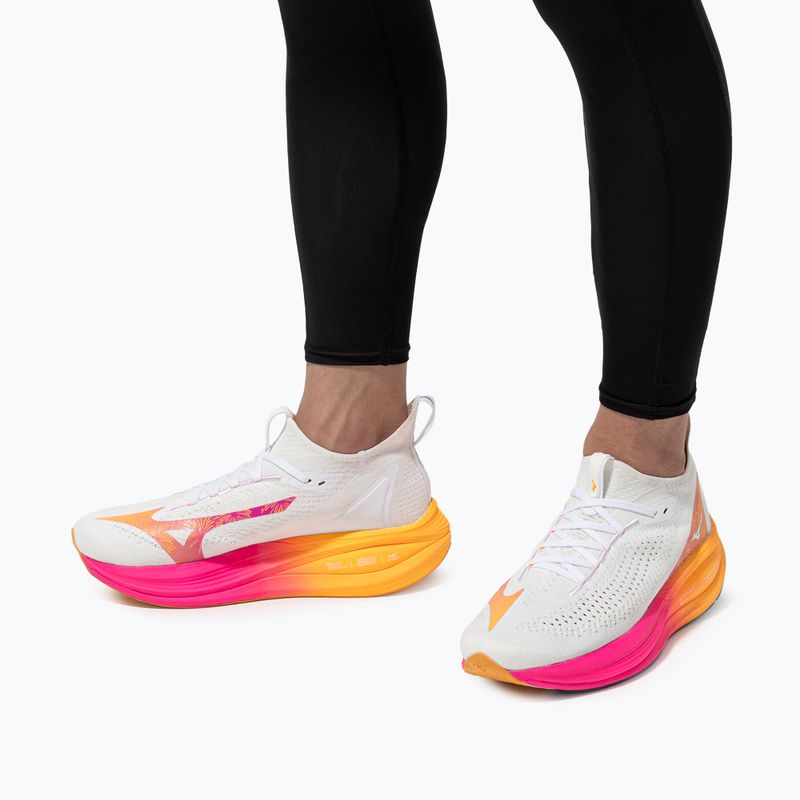 Mizuno Neo Vista 2 fehér/fehér/rózsaszín tetra futócipő 10