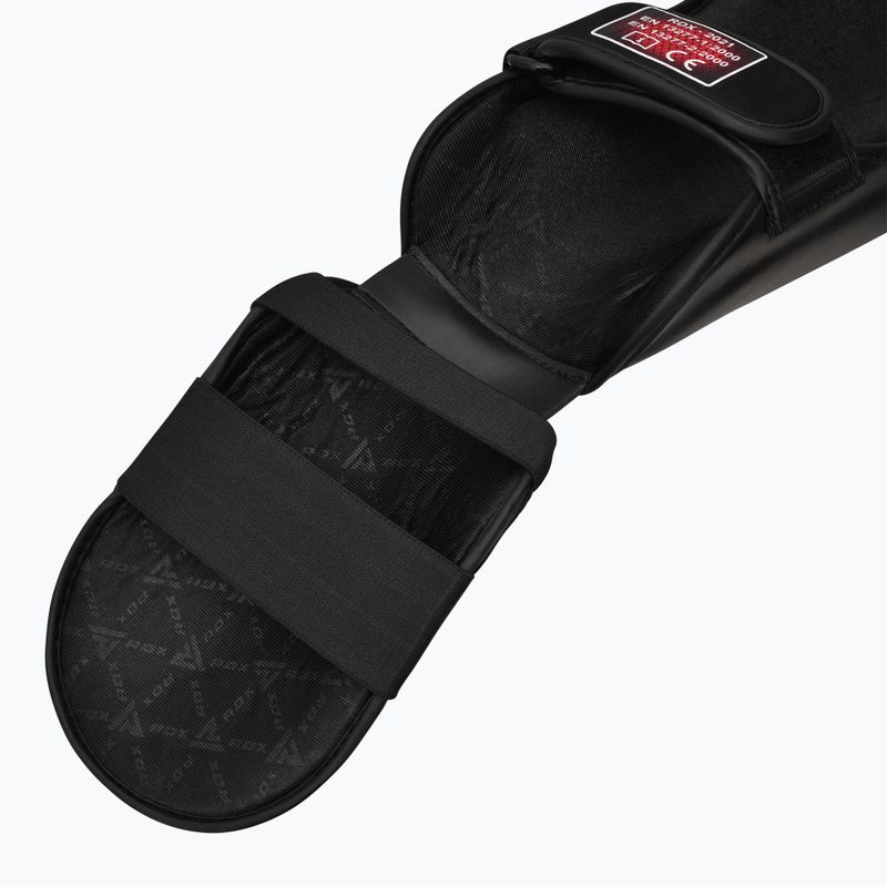 RDX T1 sípcsont- és lábfejvédő fekete RDX T1 Shin Instep Guards sípcsont- és lábfejvédő fekete 6