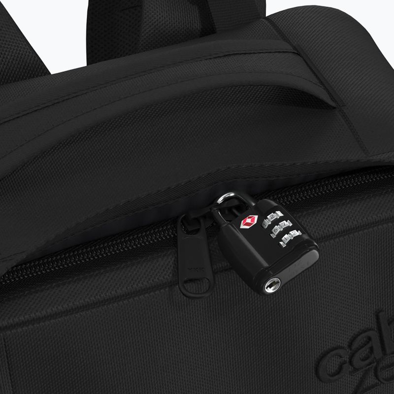 CabinZero Military 36 l túra hátizsák abszolút fekete 8