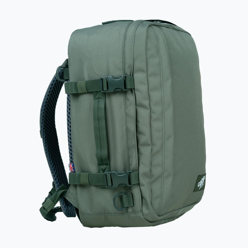 CabinZero Classic Plus 32 l túrahátizsák khaki színben, grúz színű túra hátizsák 2