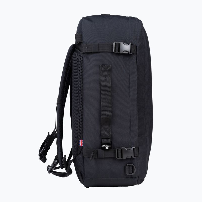 CabinZero Classic Plus 42 l túra hátizsák abszolút fekete 5