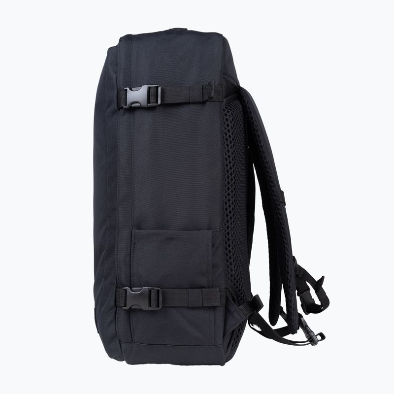CabinZero Classic Plus 42 l túra hátizsák abszolút fekete 6