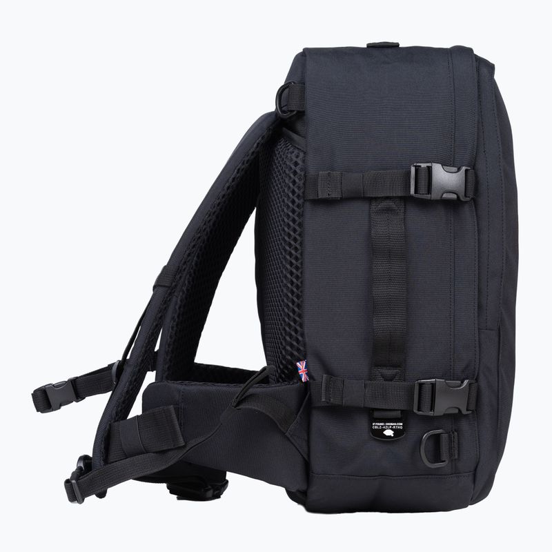 CabinZero Classic Pro 32 l abszolút fekete túra hátizsák 6