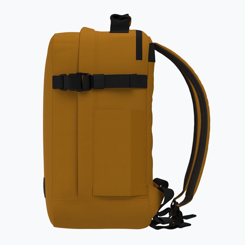 CabinZero Classic Tech 28 l narancssárga chill túra hátizsák 4