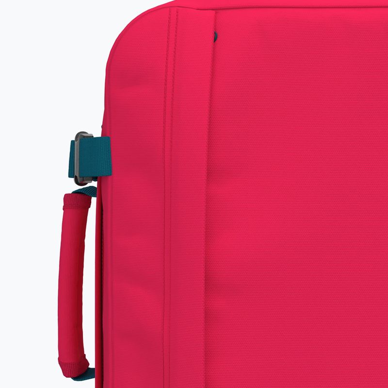 CabinZero Classic 28 l miami magenta túrahátizsák túrázáshoz 9