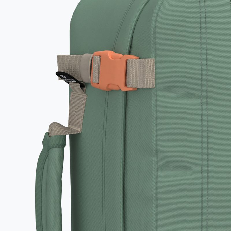 CabinZero Classic 36 l zsályás erdei túra hátizsák 9
