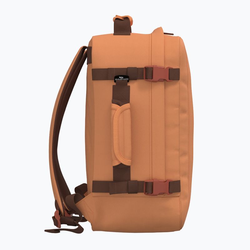 Utazó hátizsák CabinZero Classic 36 l gobi sands 5