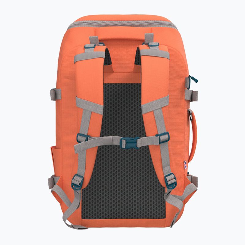CabinZero Adventure 32 l morokkói homok túra hátizsák 3