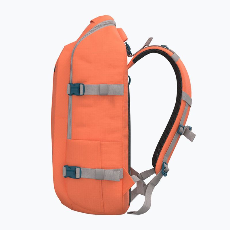 CabinZero Adventure 32 l morokkói homok túra hátizsák 6