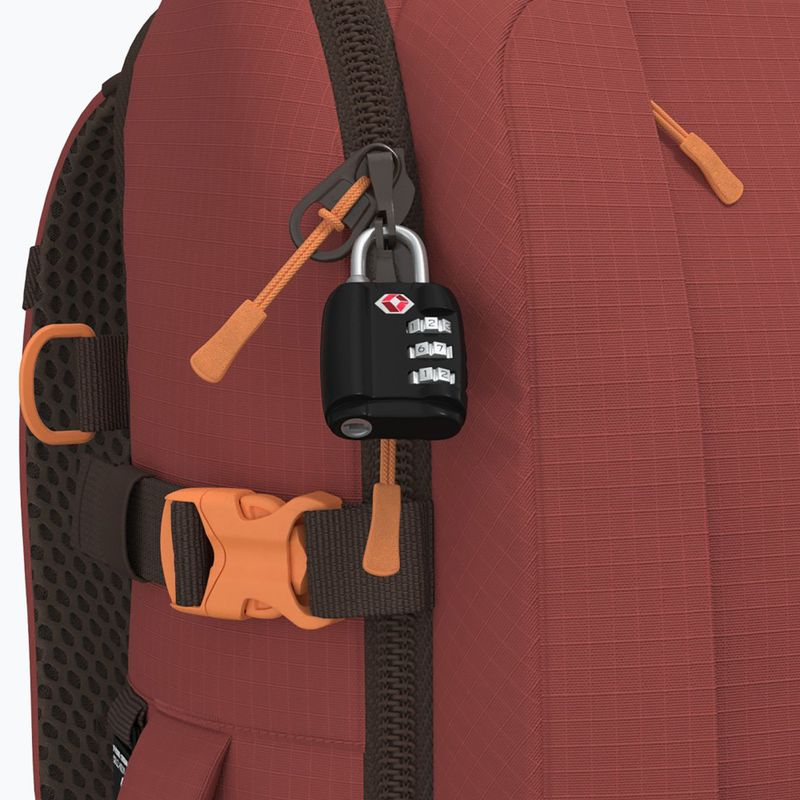 CabinZero Adventure 42 l sangria piros túra hátizsák 9