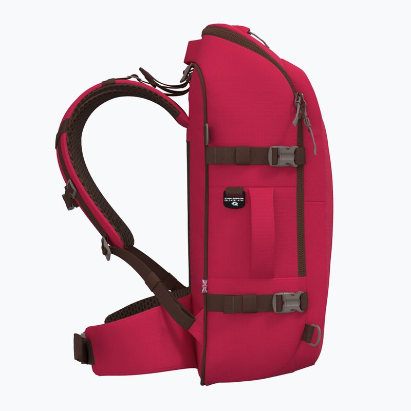 CabinZero Adventure 42 l miami magenta túra hátizsák 5