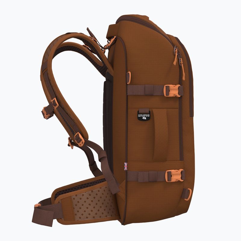 CabinZero Adventure Pro 42 l saigon kávé túra hátizsák 6