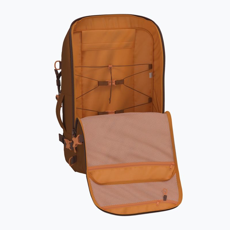 CabinZero Adventure Pro 42 l saigon kávé túra hátizsák 9