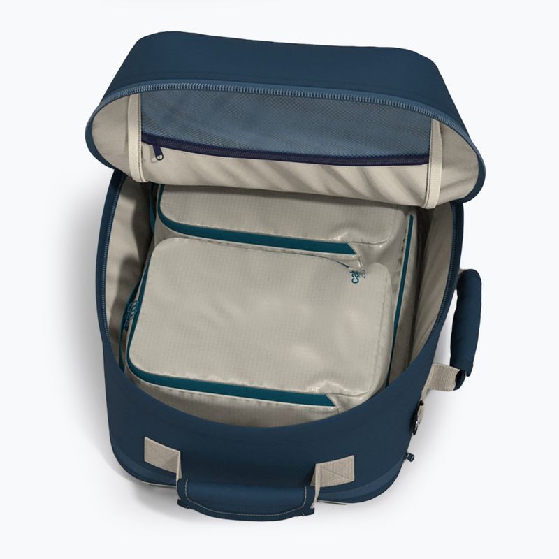 CabinZero Classic Tech 28 l kék grotto túra hátizsák 13