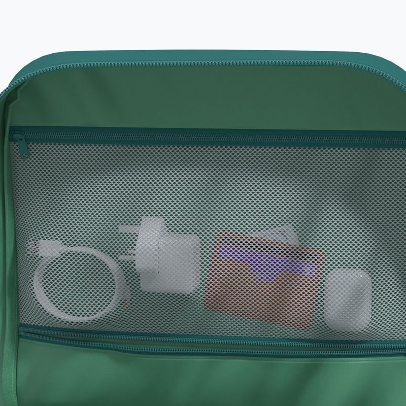 CabinZero Classic 28 l túrahátizsák meadow green túra hátizsák 13