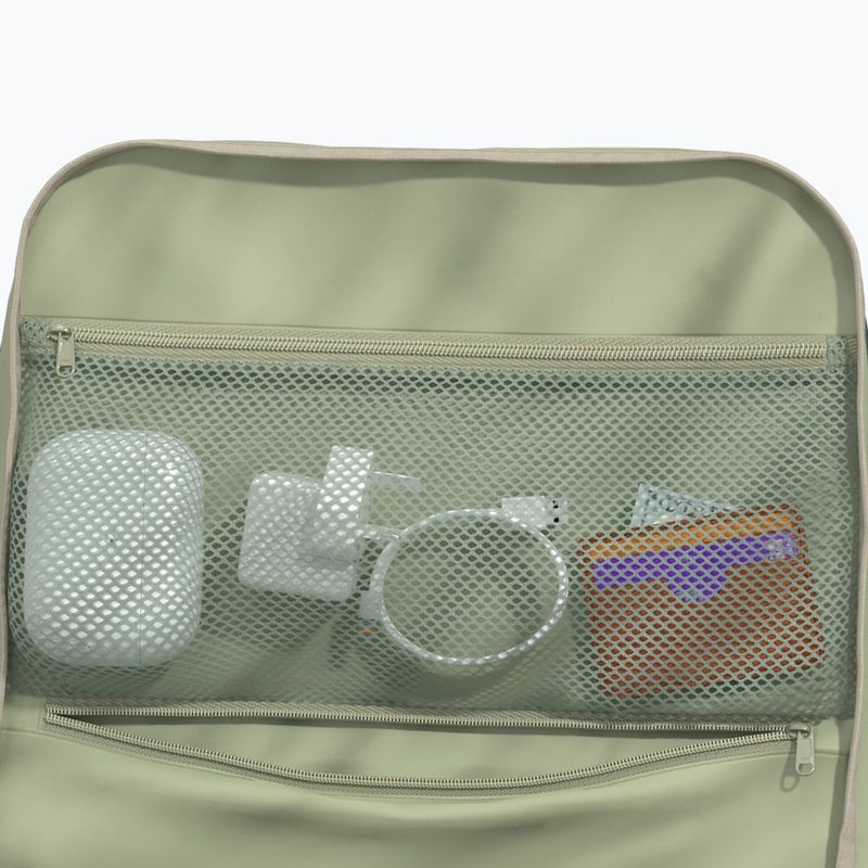 Utazó hátizsák CabinZero Military 28 l mystic green 13