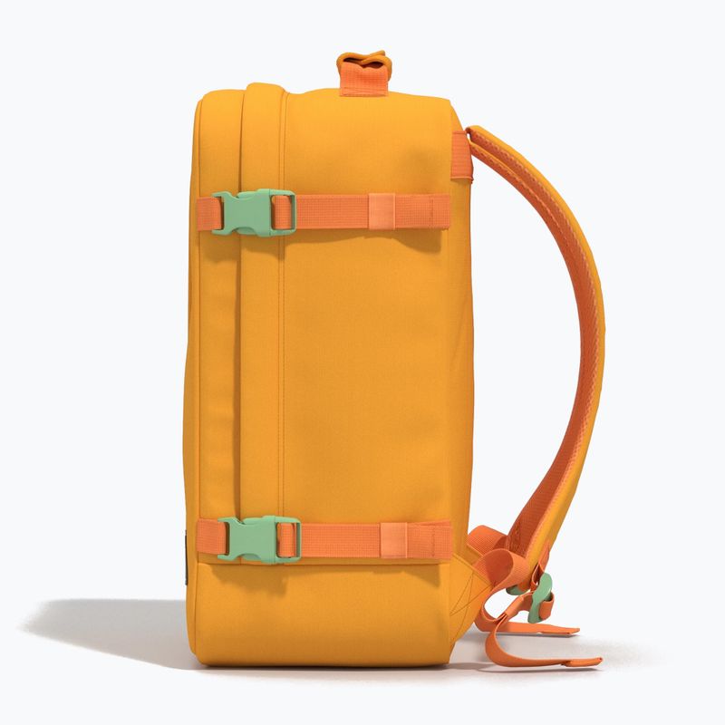 Utazó hátizsák CabinZero Classic 36 l honeycomb 6