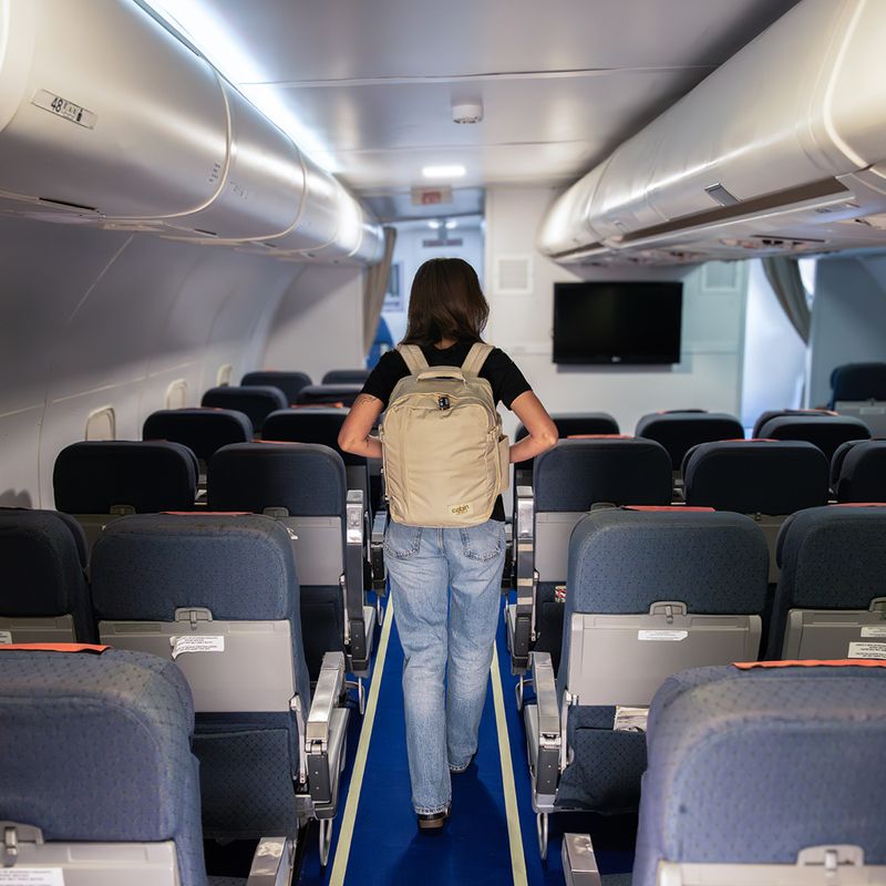 Túrahátizsák CabinZero Classic Tech 28 l shell white 16