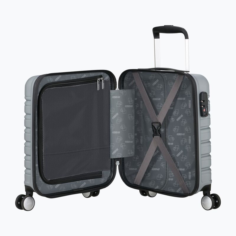 Utazó bőrönd American Tourister Flashline Spinner 43 23 l sky silver 6