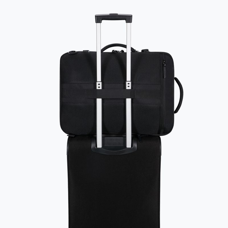 American Tourister Take2Cabin 17.3" L 48.5 l hátizsák fekete 6
