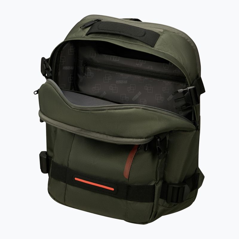 American Tourister Urban Track Laptop hátizsák 15.6" 29 l sötét khaki színben 5
