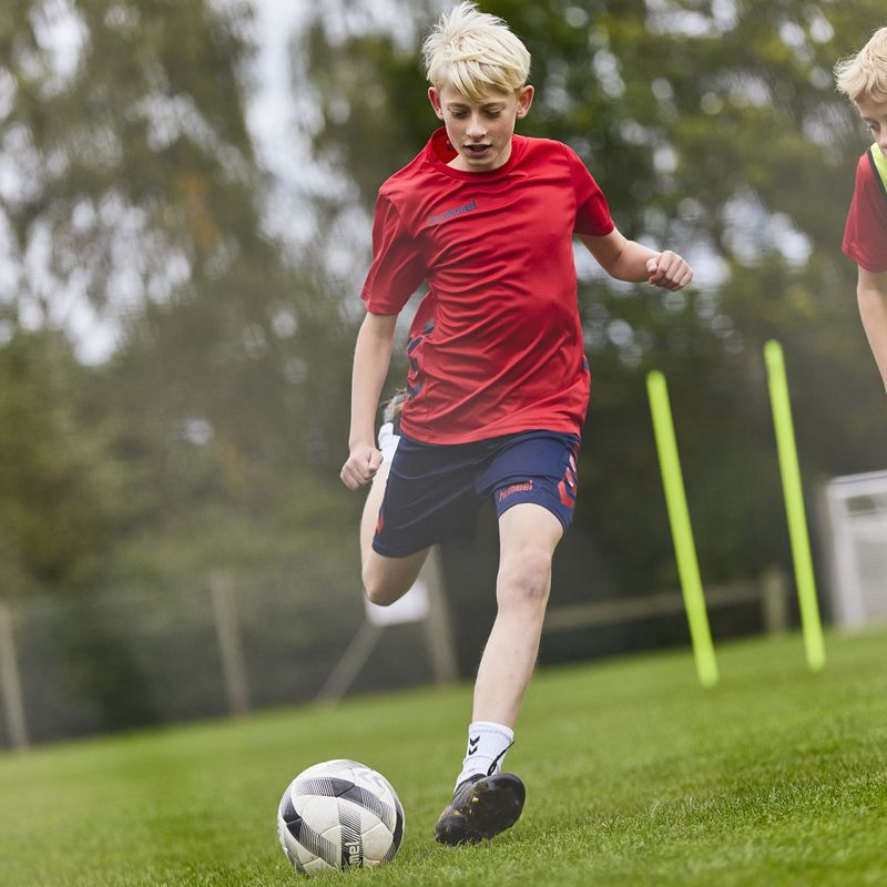 Hummel Concept Pro FB labdarúgó fehér/fekete/ezüst méret 5 6